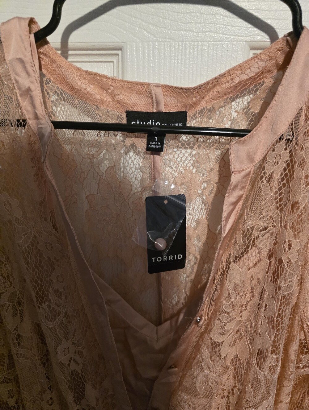 Torrid Studio Lace Button-Front Dress - Picture 5 of 6
